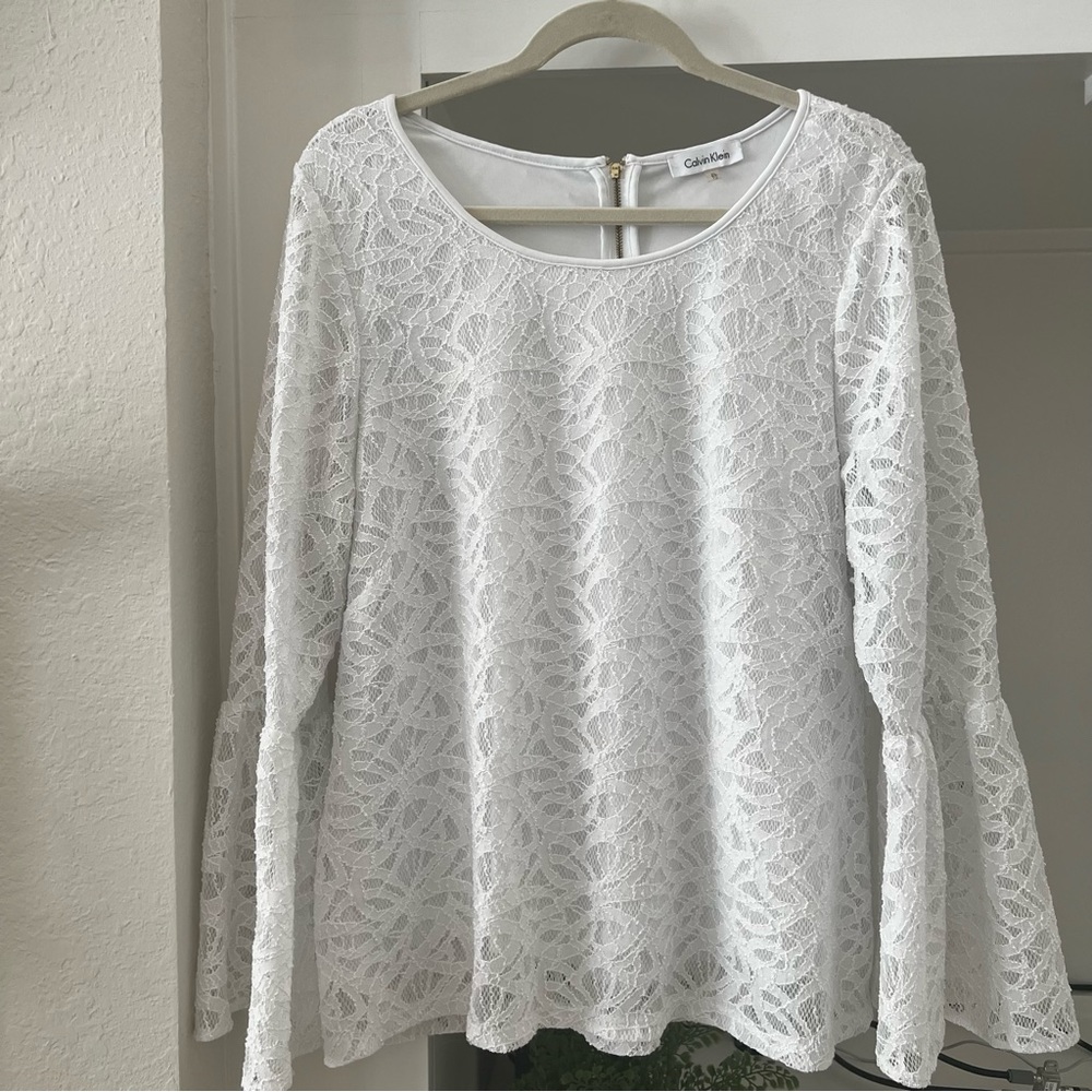 Calvin Klein Bell sleeve lace white blouse XL EUC